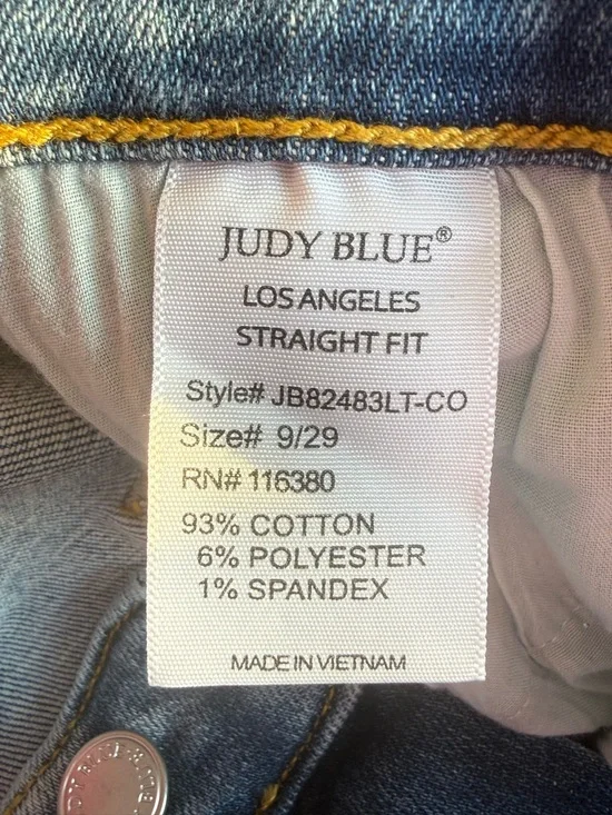 Judy Blue Light Wash Straight Fit Leg High Rise Distressed Denim Classic Fit - Picture 11 of 16